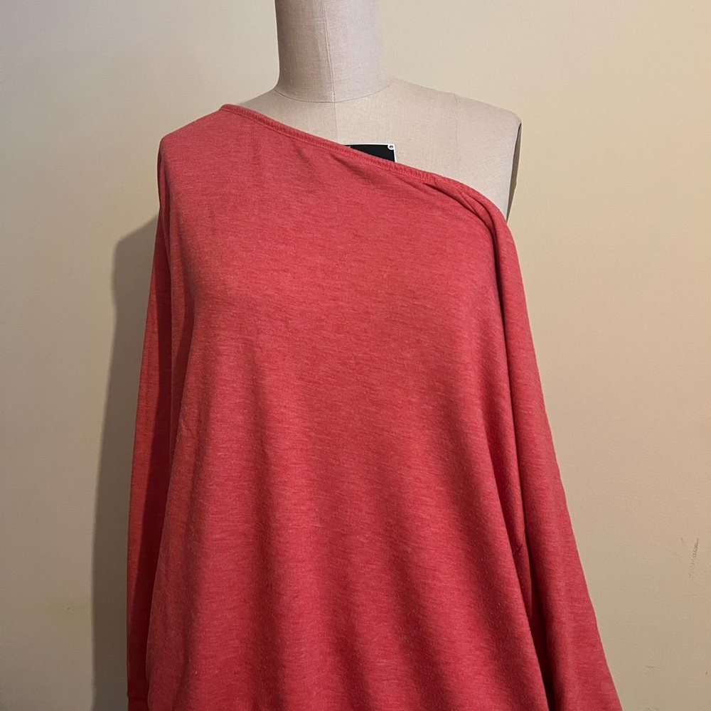Torrid size 3 Off the shoulder sweatshirt plus size